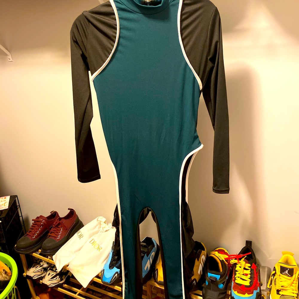 Women bodysuit